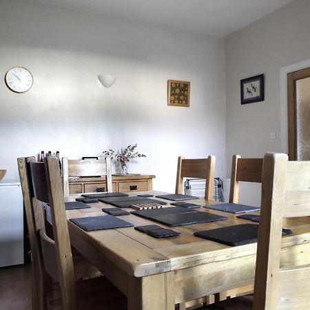 Central And Spacious 2 Bedroom Flat With Garden Edynburg Zewnętrze zdjęcie