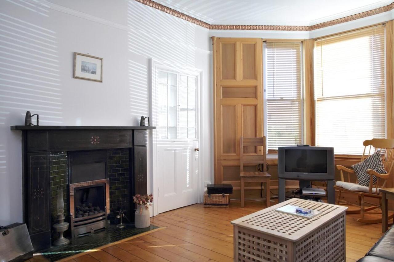 Central And Spacious 2 Bedroom Flat With Garden Edynburg Zewnętrze zdjęcie