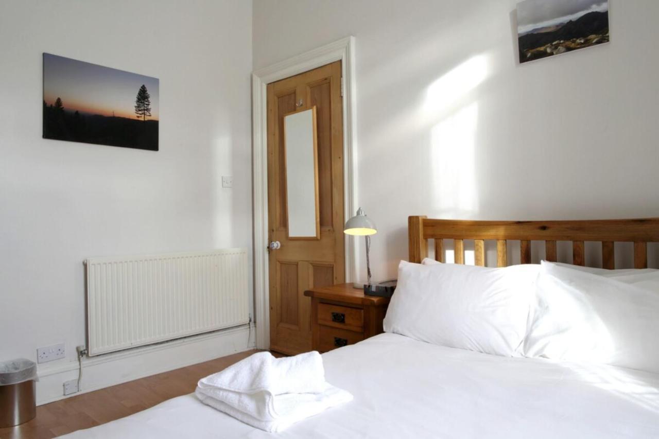 Central And Spacious 2 Bedroom Flat With Garden Edynburg Zewnętrze zdjęcie