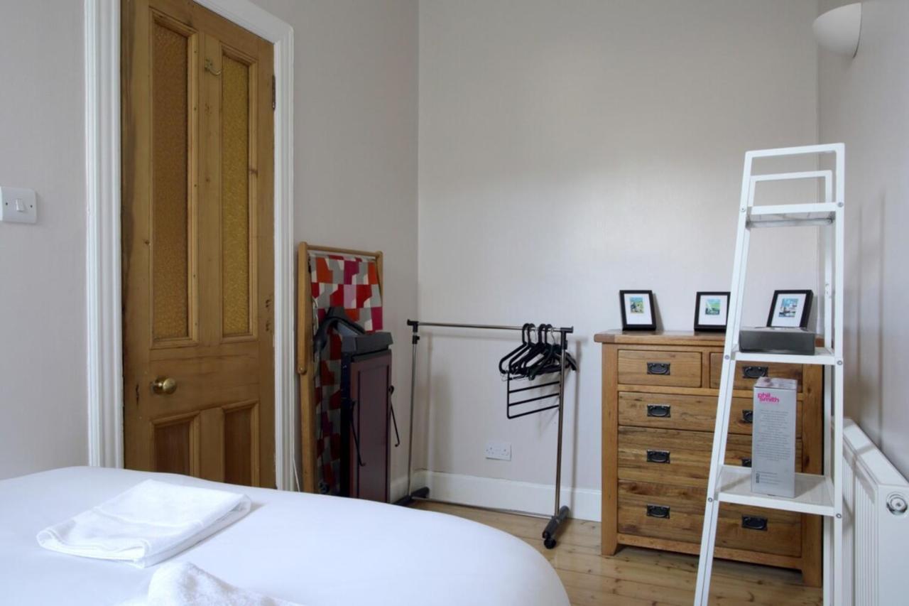Central And Spacious 2 Bedroom Flat With Garden Edynburg Zewnętrze zdjęcie